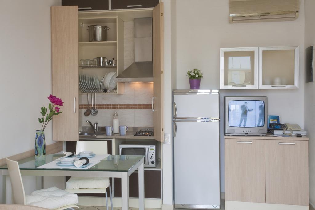 Residence Il Tulipano Риччоне Экстерьер фото